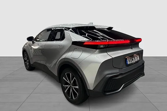 Toyota C-Hr 2025 photo 2