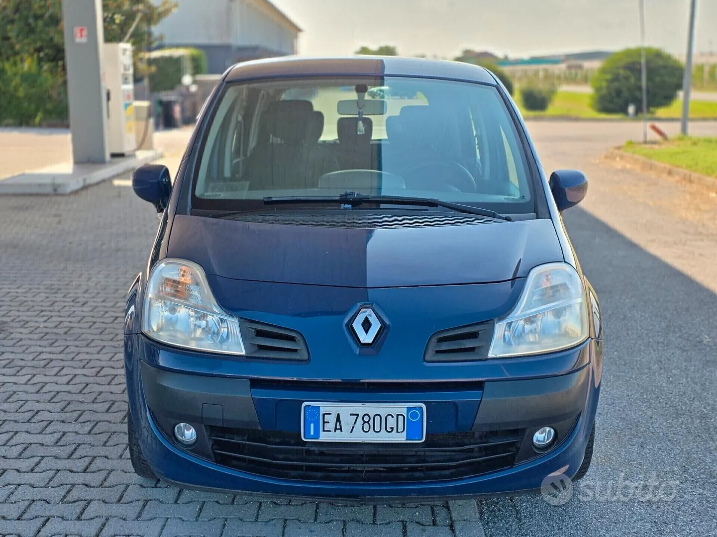 Renault Modus 2010 photo 2