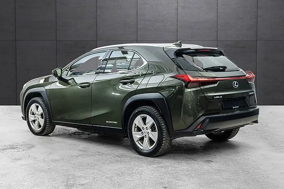 Lexus Ux300E 2021 photo 3