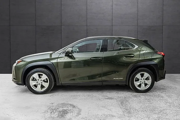 Lexus Ux300E 2021 photo 2