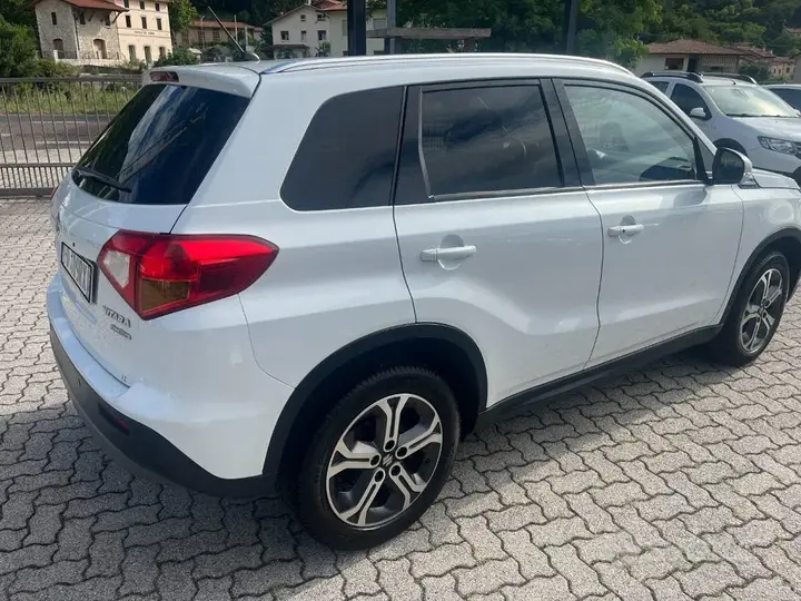 Suzuki Vitara 2016 photo 5