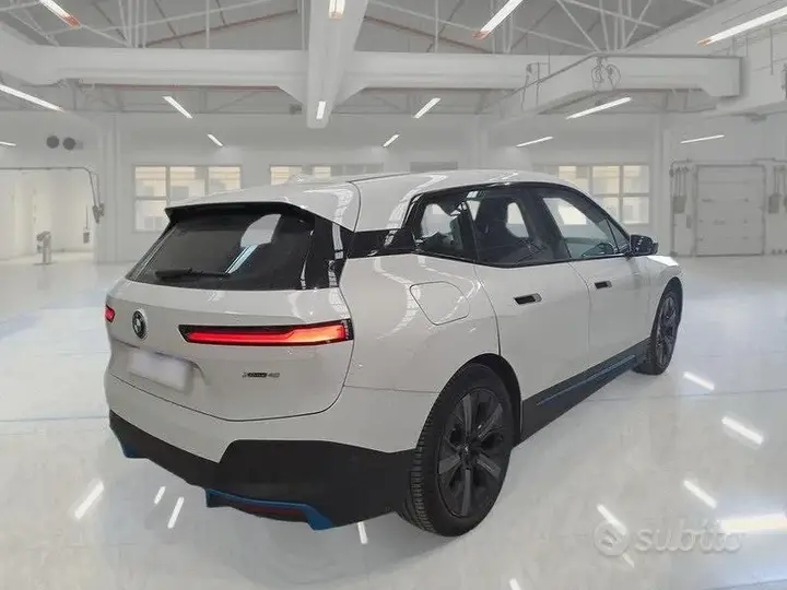 BMW Ix 2022 photo 4