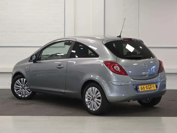 Opel Corsa 2012 photo 5