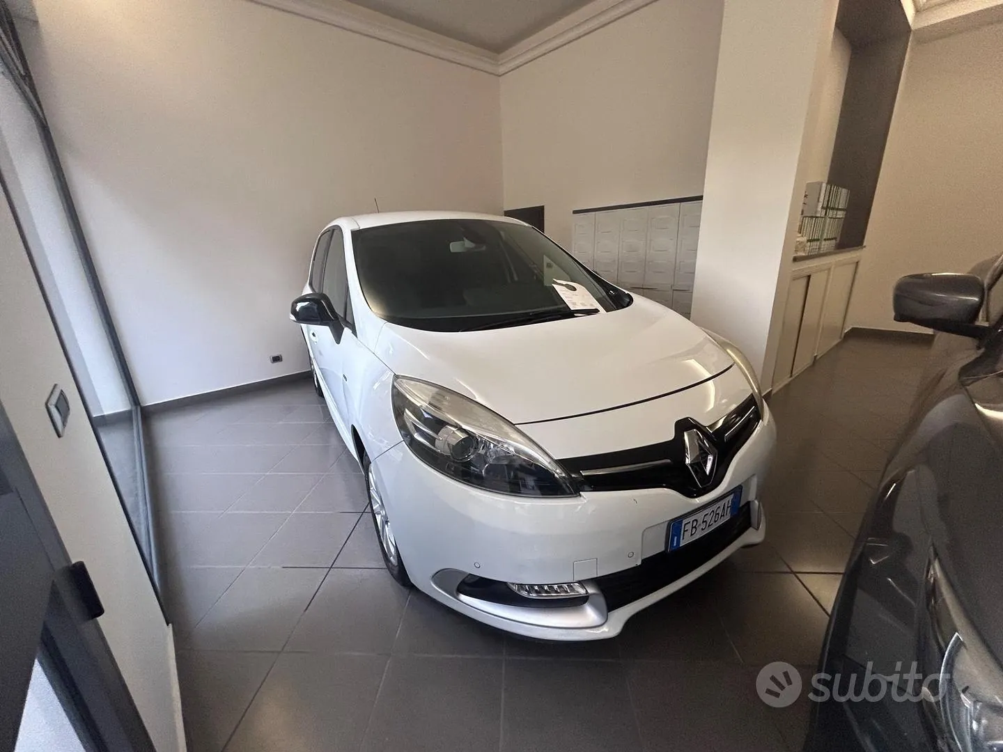 Renault Scenic 2016 photo 2