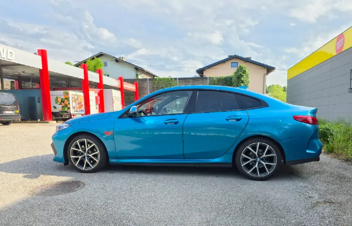 BMW 2 Series 2023 photo 3