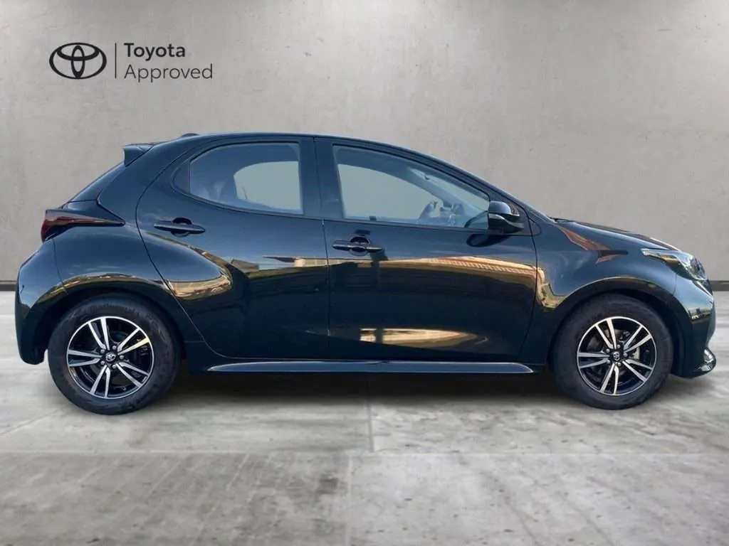 Toyota Yaris 2022 photo 4