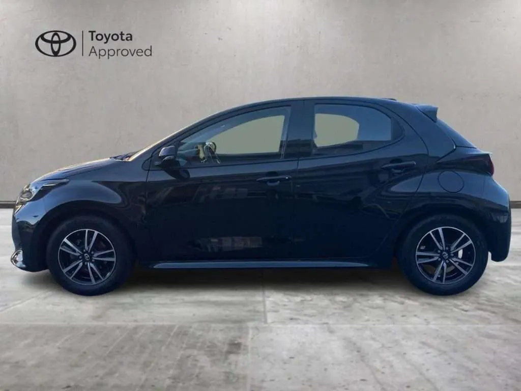 Toyota Yaris 2022 photo 3