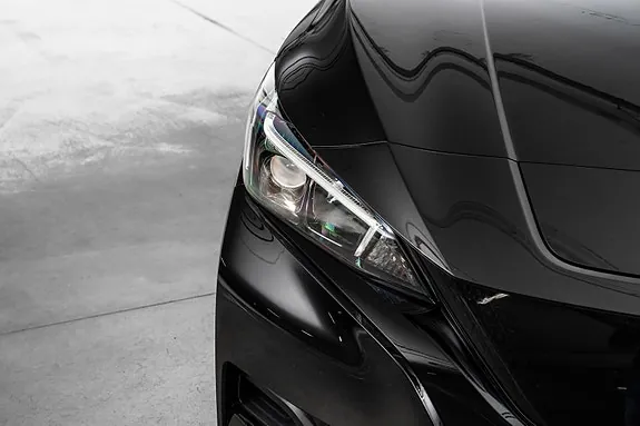 Nissan Leaf 2023 photo 5