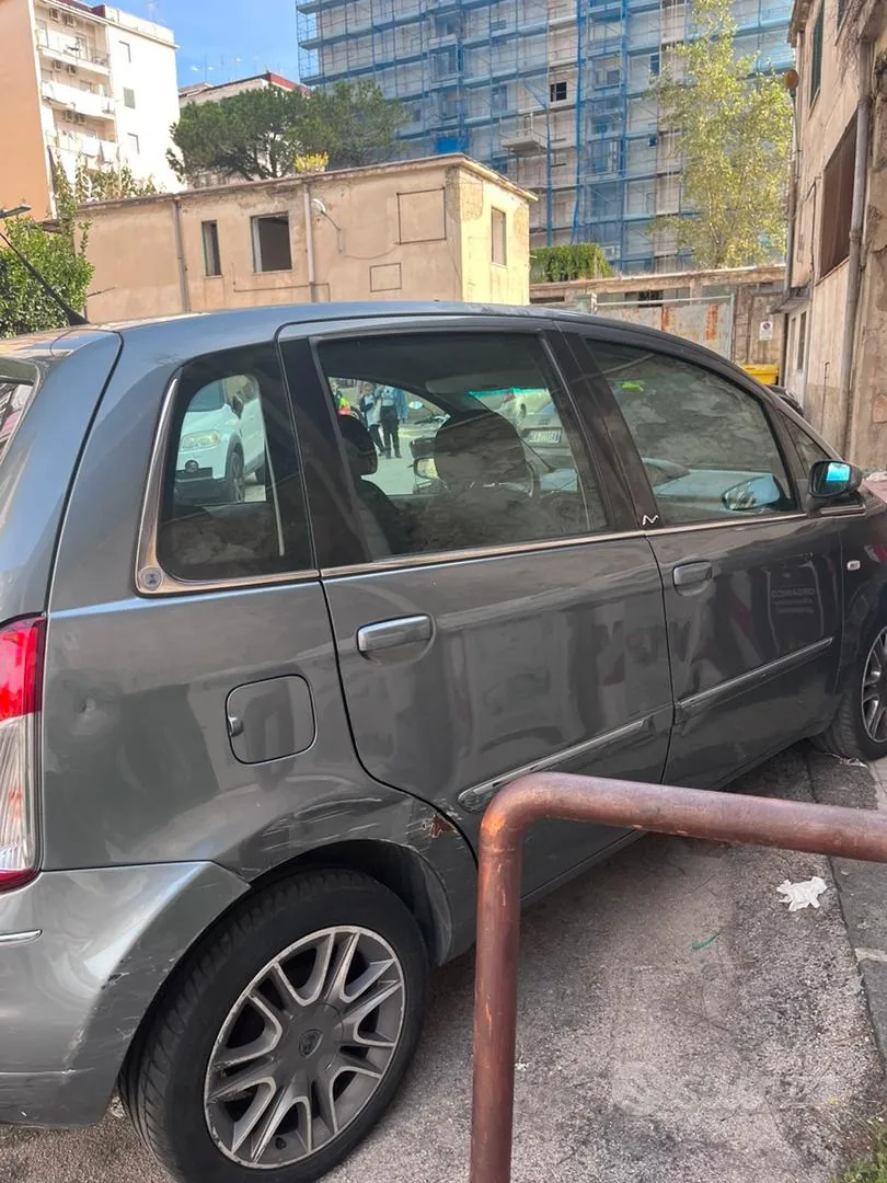 Lancia Musa 2008 photo 2