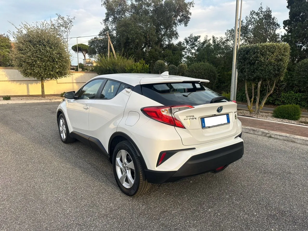Toyota C-Hr 2019 photo 4