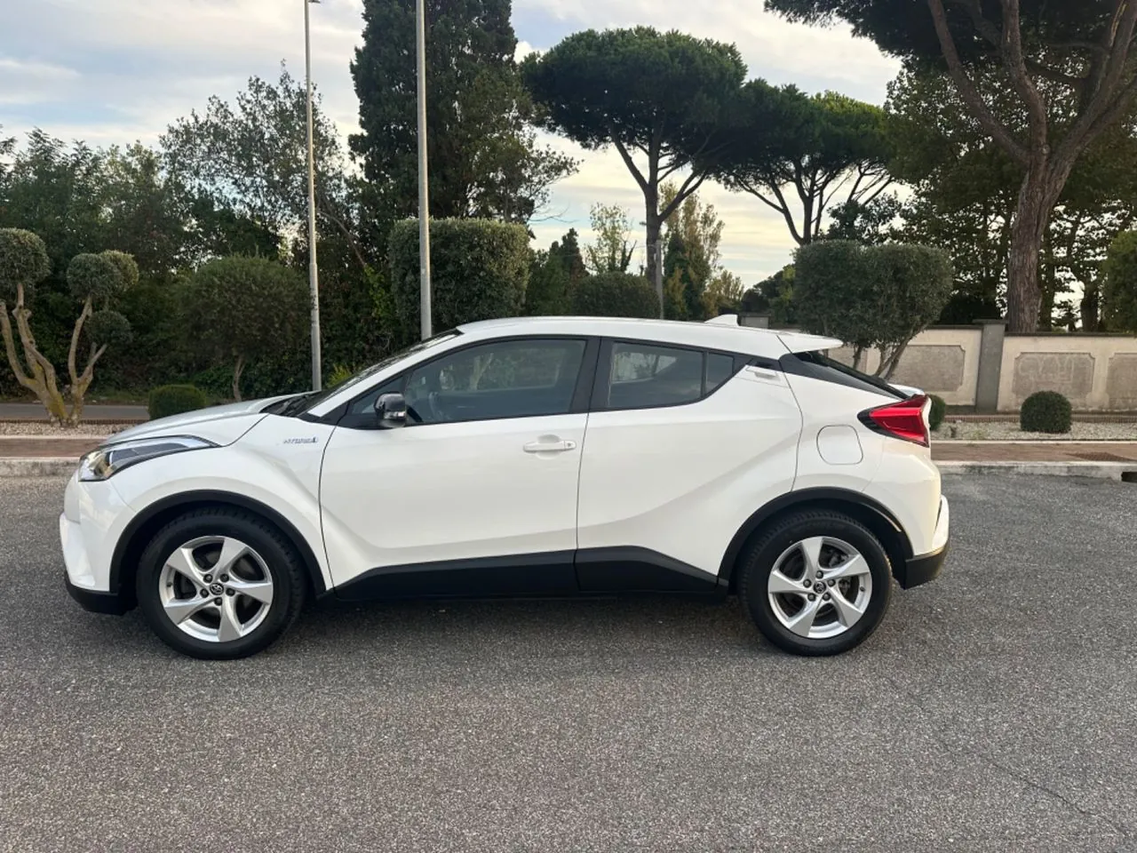 Toyota C-Hr 2019 photo 5