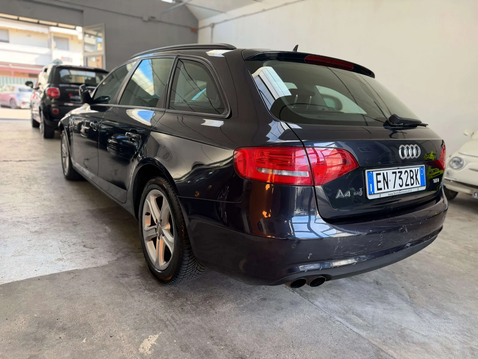 Audi A4 2012 photo 5
