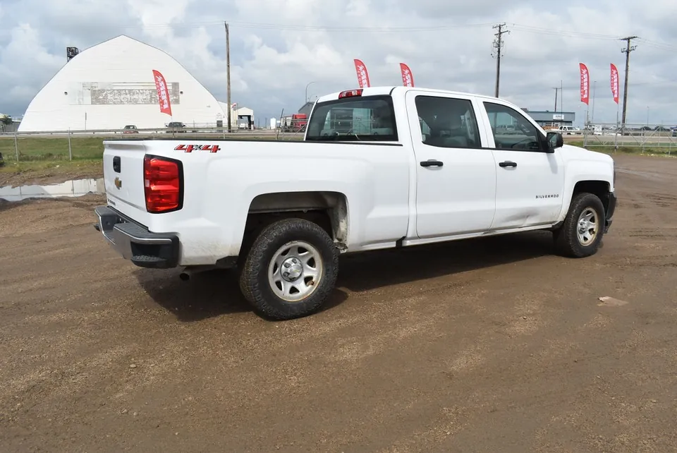 Chevrolet Silverado 1500 2018 photo 3