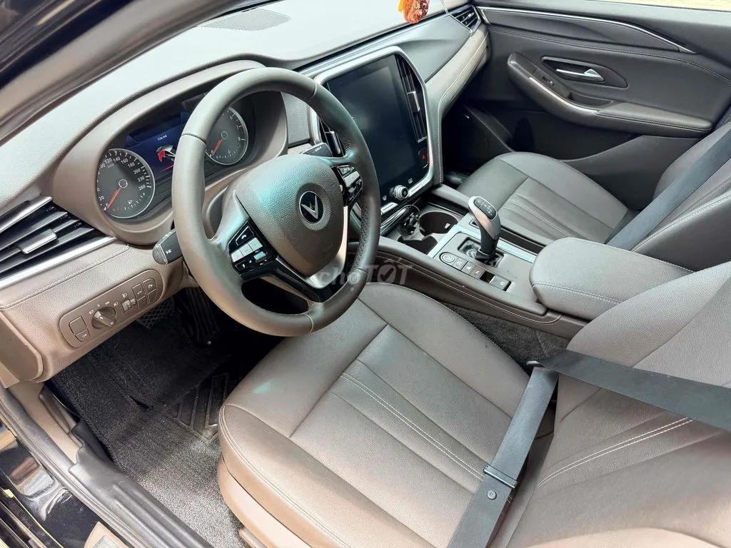 Vinfast Lux A2.0 2021 photo 3