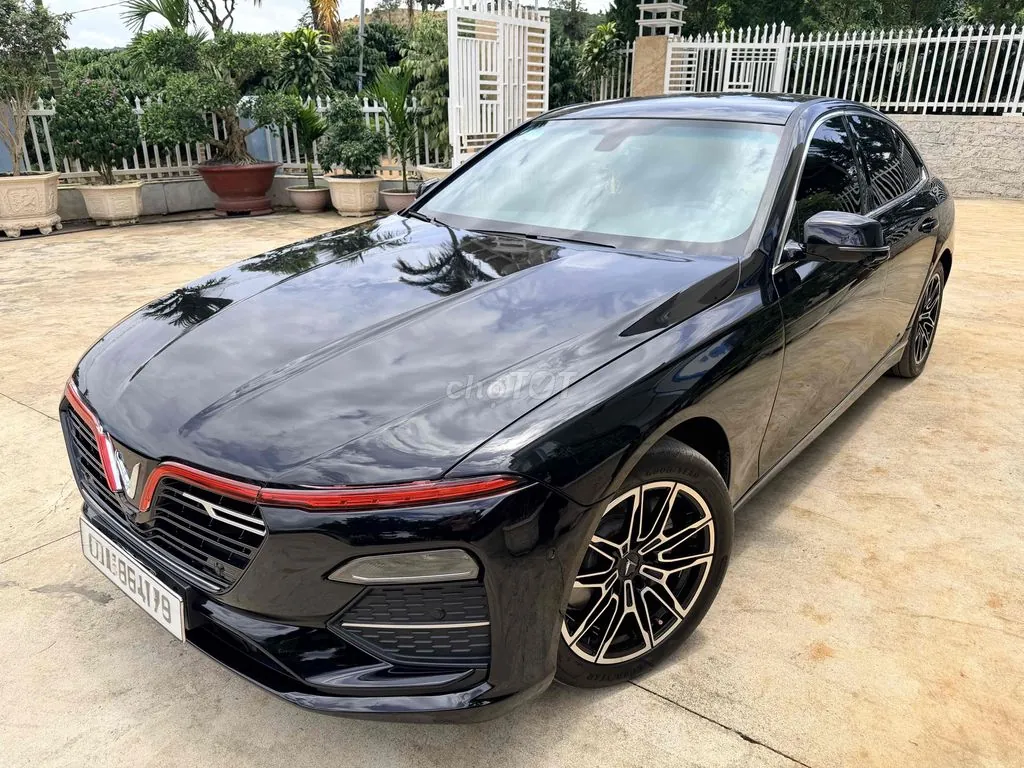 Vinfast Lux A2.0