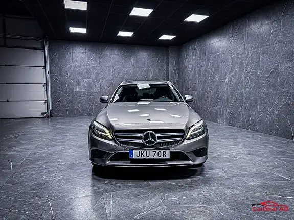 Mercedes-Benz C300 2021 photo 3