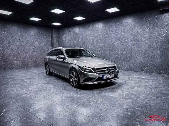 Mercedes-Benz C300 2021 photo 2