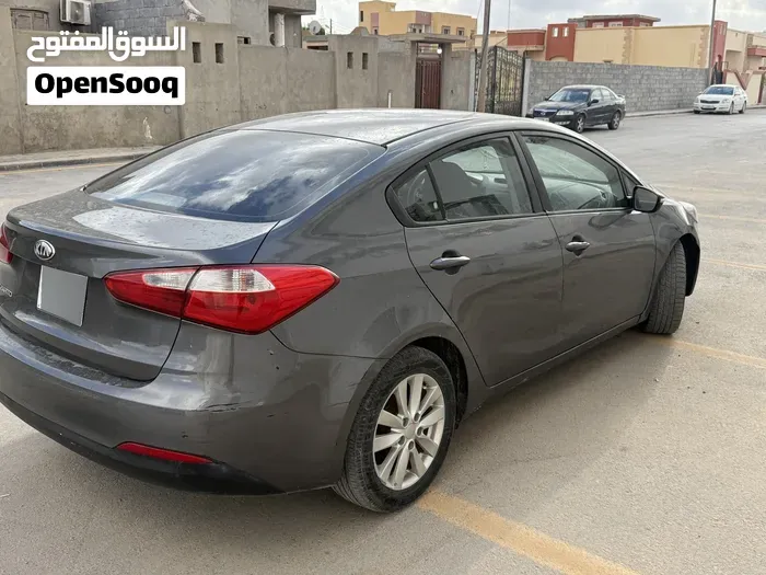 Kia Cerato 2014 photo 3