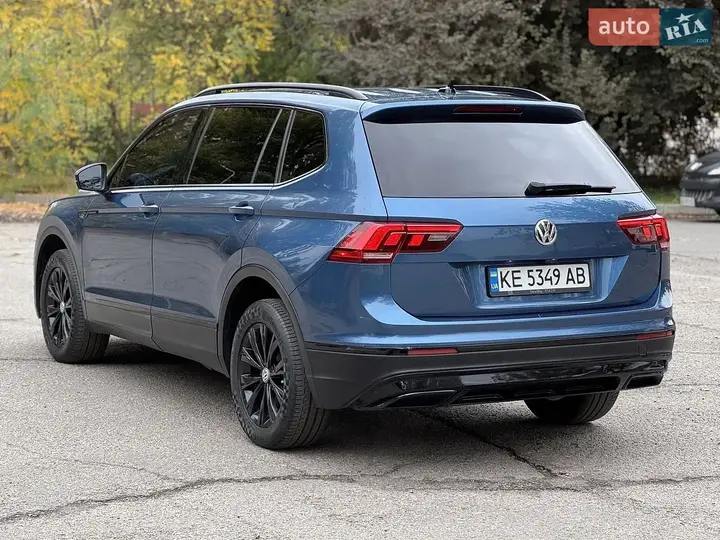 Volkswagen Tiguan 2018 photo 3