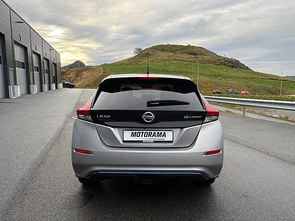 Nissan Leaf 2018 photo 4