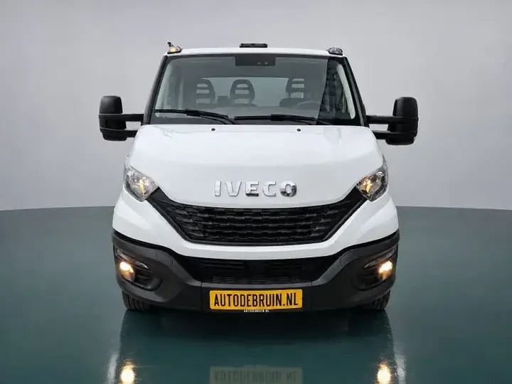 Iveco Daily 2022 photo 2