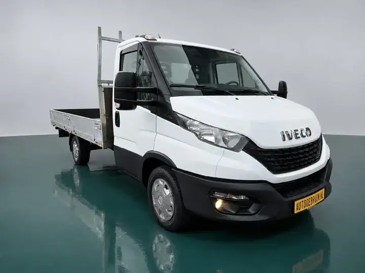Iveco Daily 2022 photo 3