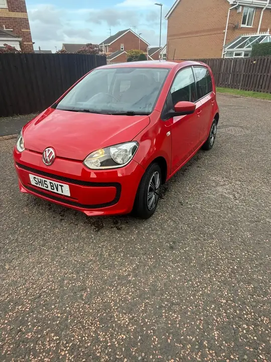 Volkswagen Up 2015 photo 2