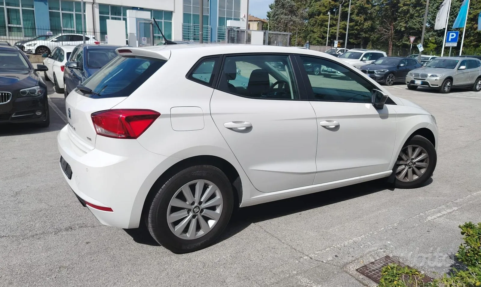 Seat Ibiza 2021 photo 2
