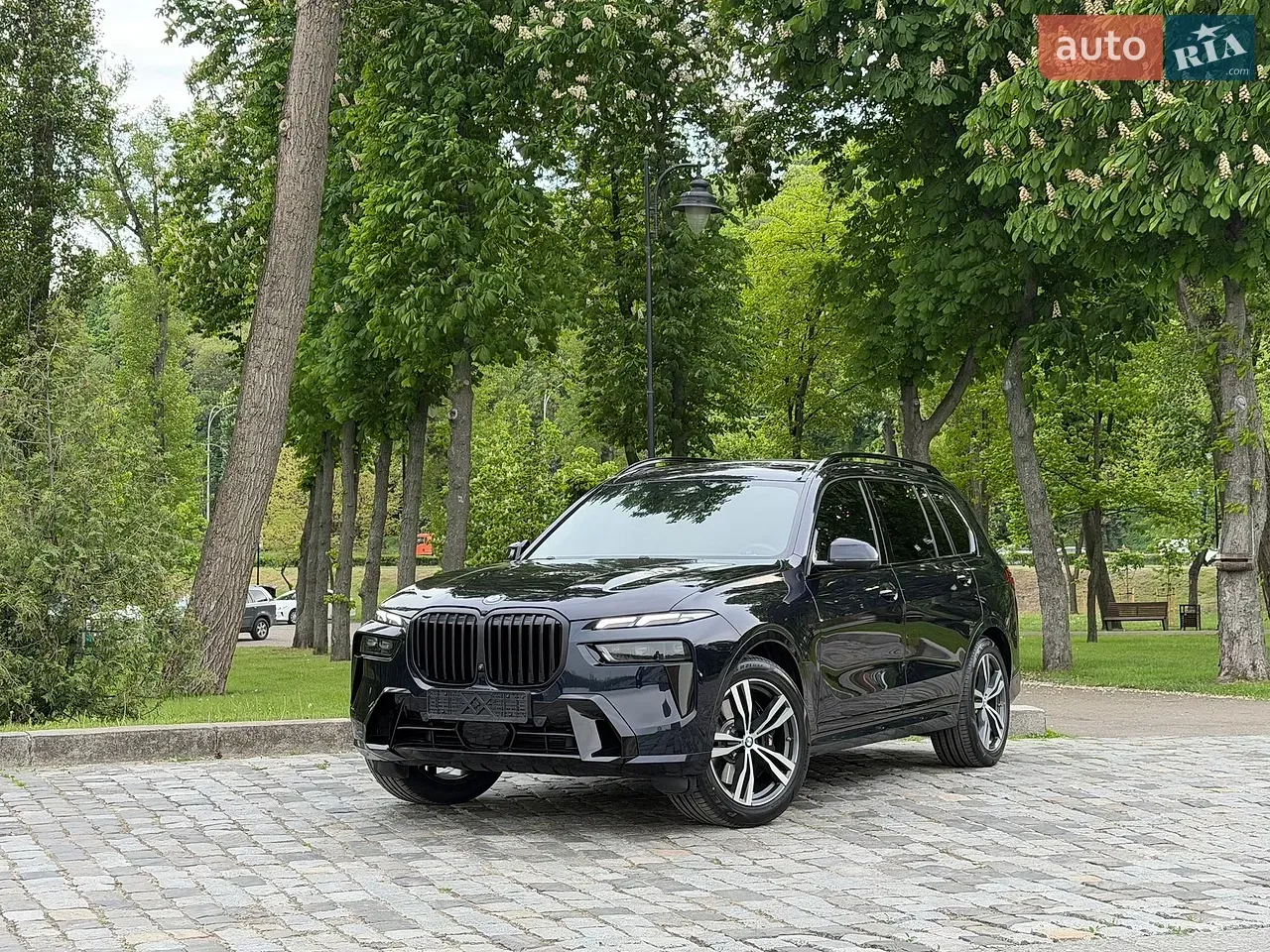 BMW X7 2023 photo 4