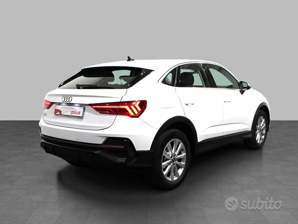 Audi Q3 2024 photo 2
