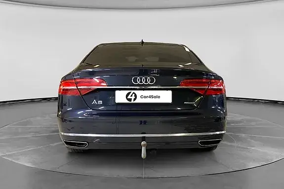 Audi A8 2016 photo 4