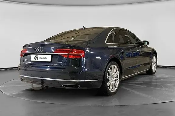 Audi A8 2016 photo 5