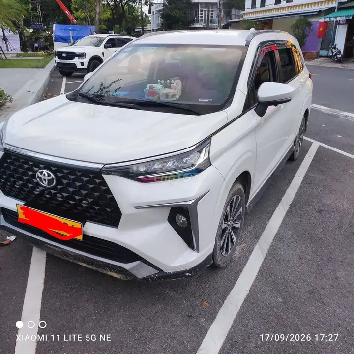 Toyota Veloz Cross 2024 photo 3