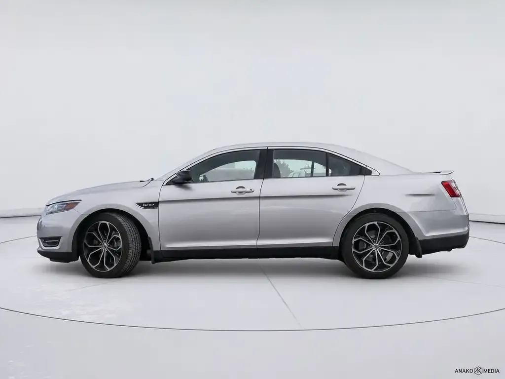 Ford Taurus 2017 photo 5
