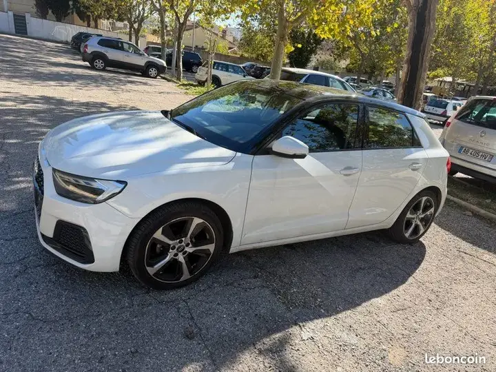 Audi A1 2021 photo 2
