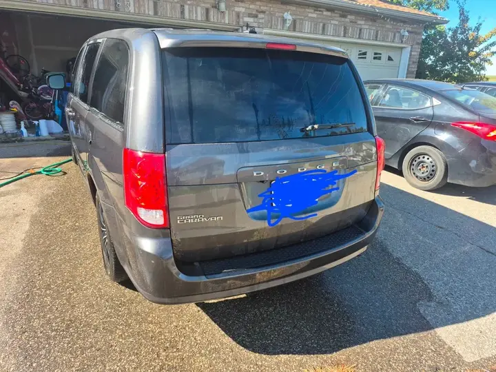 Dodge Grand Caravan 2016 photo 4