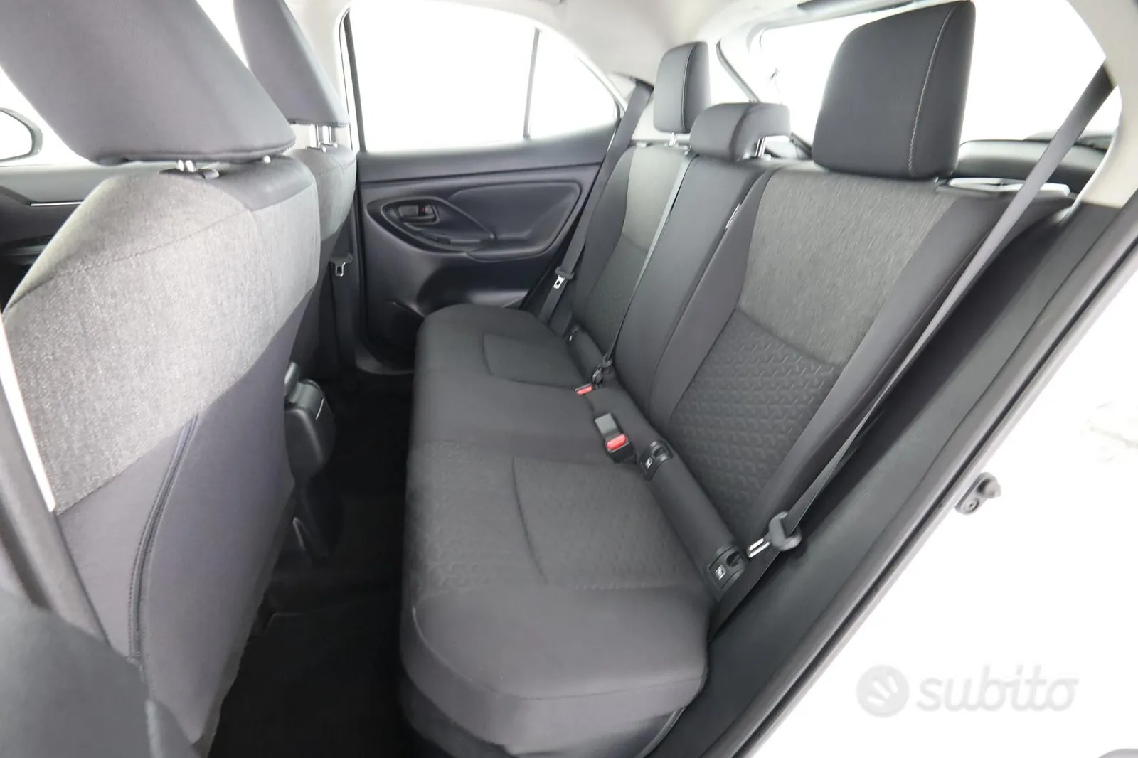Toyota Yaris Cross 2024 photo 3