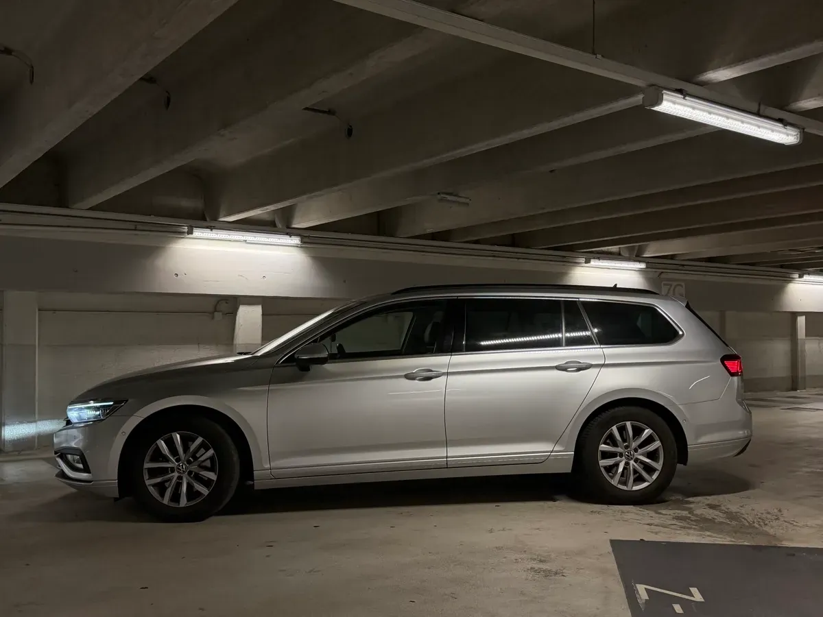 Volkswagen Passat 2020 photo 2