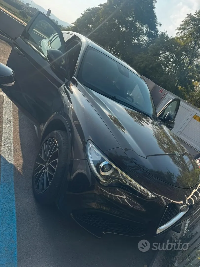 Alfa Romeo Stelvio Q4 2018 photo 4