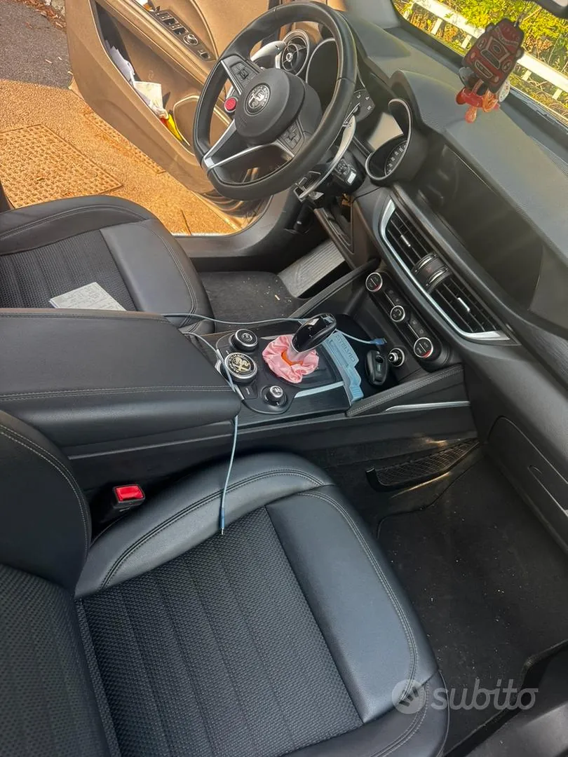 Alfa Romeo Stelvio Q4 2018 photo 5