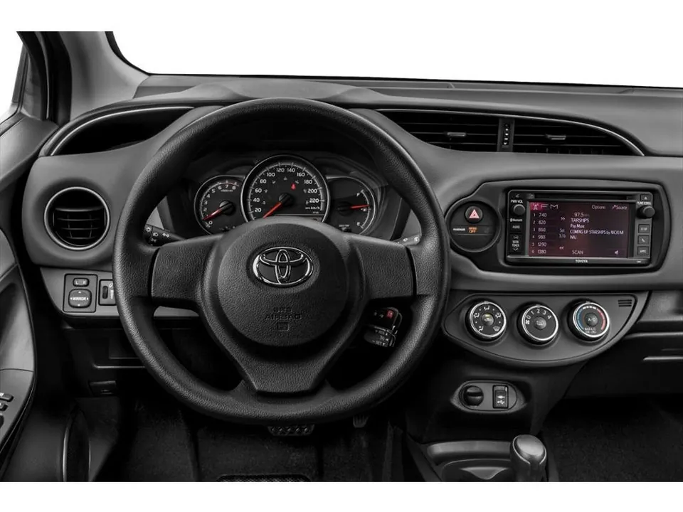 Toyota Yaris 2015 photo 4