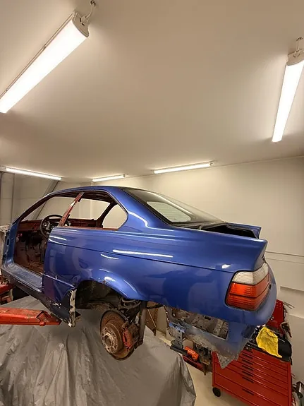 BMW 318I 1992 photo 3