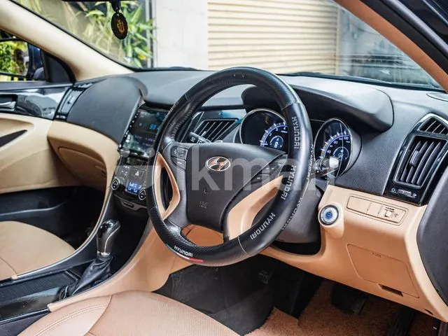 Hyundai Sonata 2013 photo 5