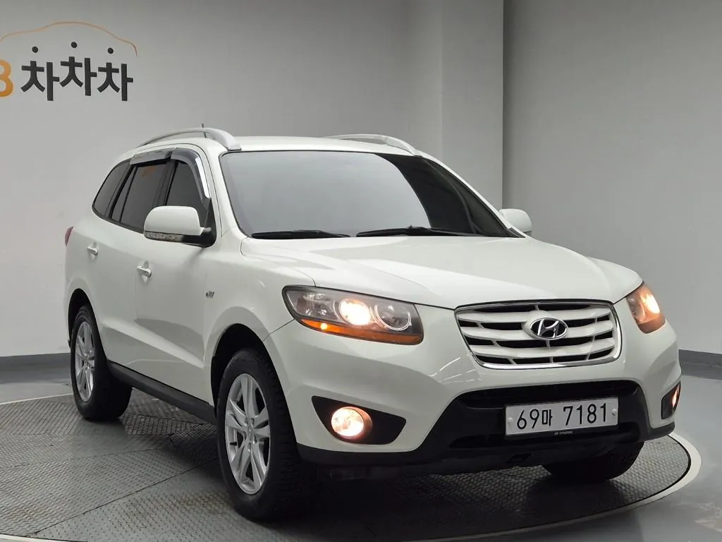 Hyundai Santa Fe 2011 photo 4