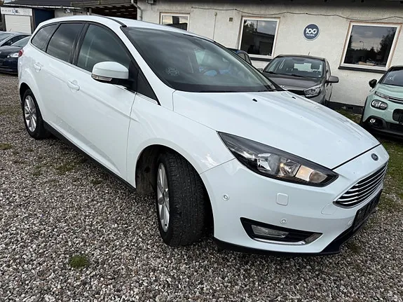 Ford Focus 2015 photo 3