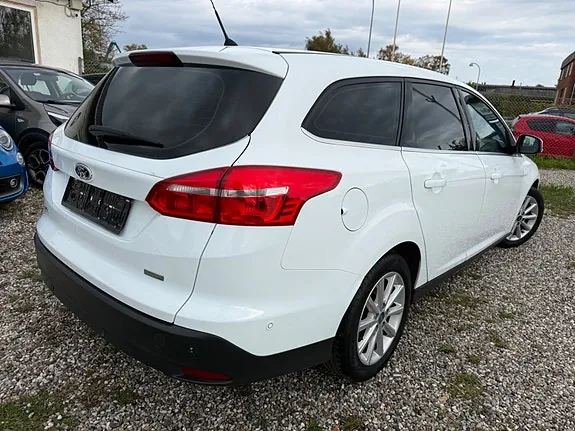 Ford Focus 2015 photo 5