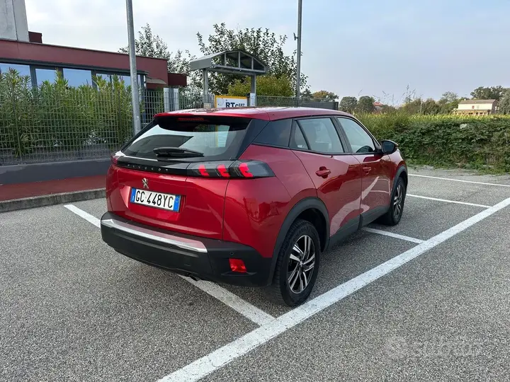 Peugeot 2008 2020 photo 4