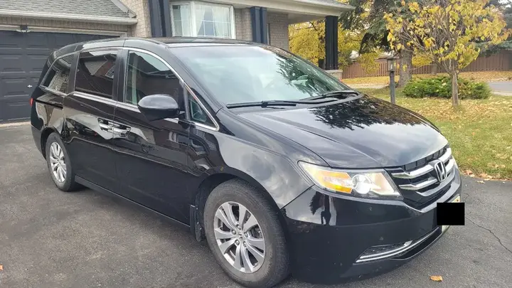 Honda Odyssey 2015 photo 3