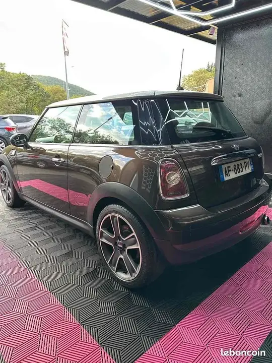 Mini Cooper 2009 photo 2