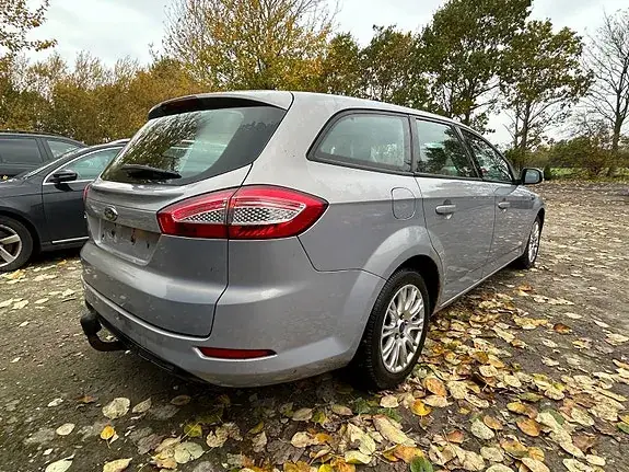 Ford Mondeo 2011 photo 4